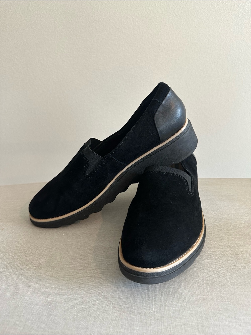 Clarks Sharon Dolly Black Suede Slip-On Women’s Loafers | SIZE 9.5